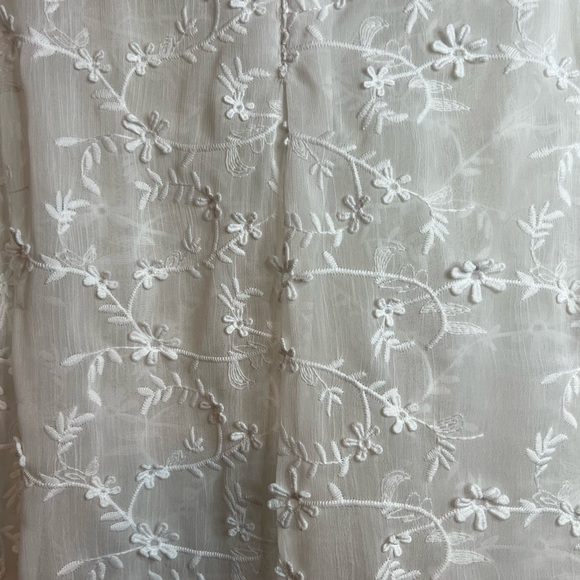 NWOT Vici Rooney Sheer Button Down - Picture 6 of 6